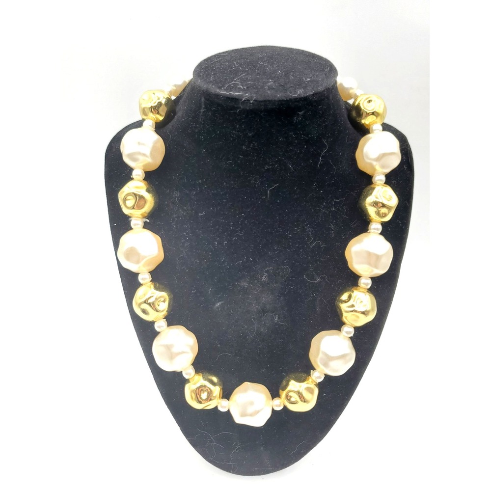 Vintage Baroque Faux Pearl & Gold‎ Tone Bead Necklace 16" Chunky